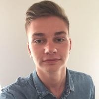 Влад Кореняк