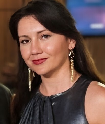 Jane Manavian