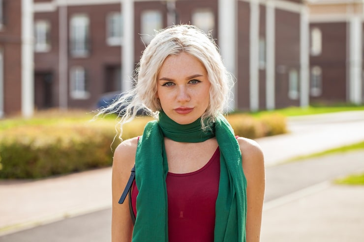 Sienna_Wakefield