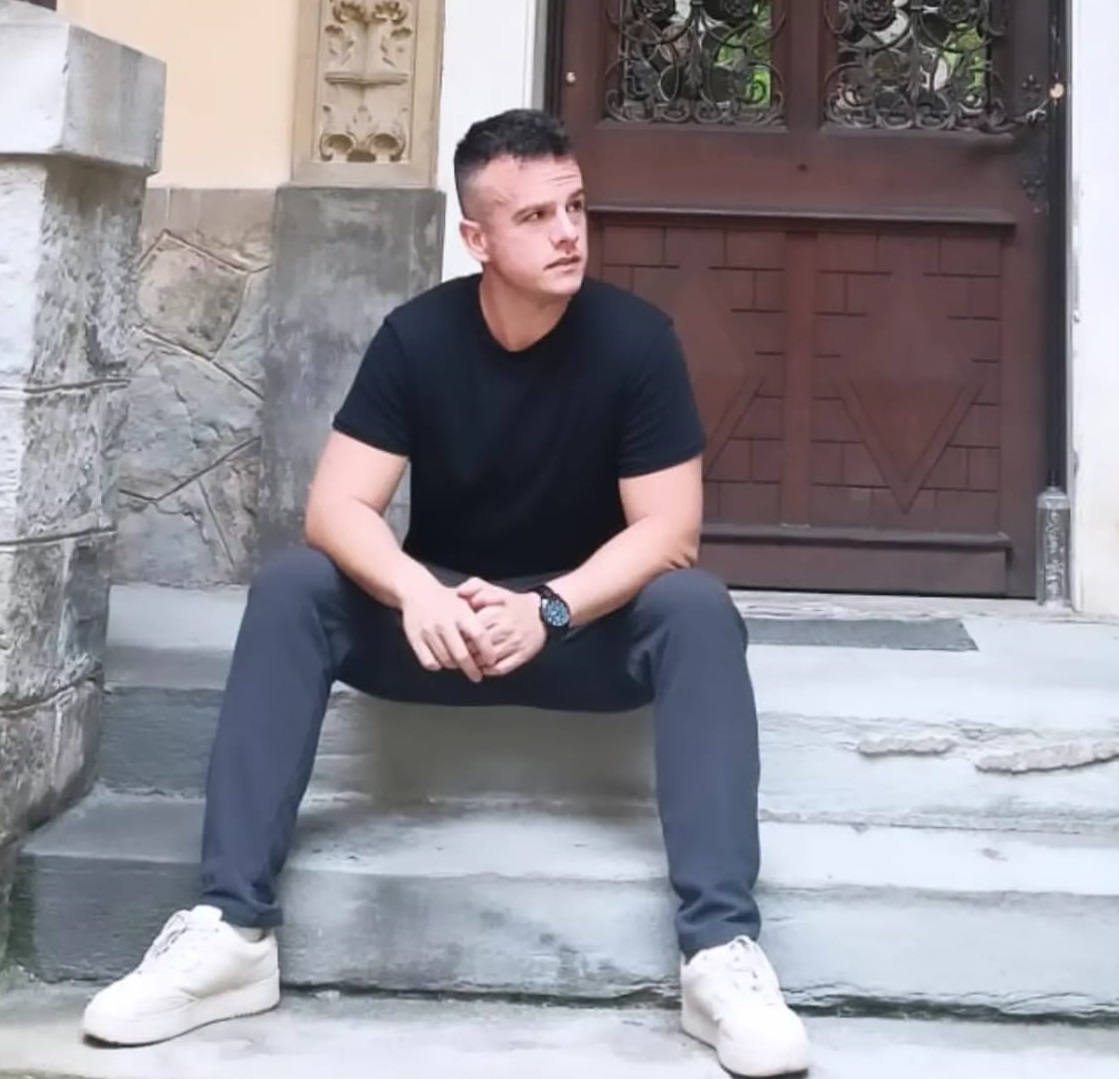 Abraham Aragón