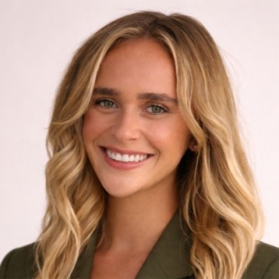 MacKenzie Nelle