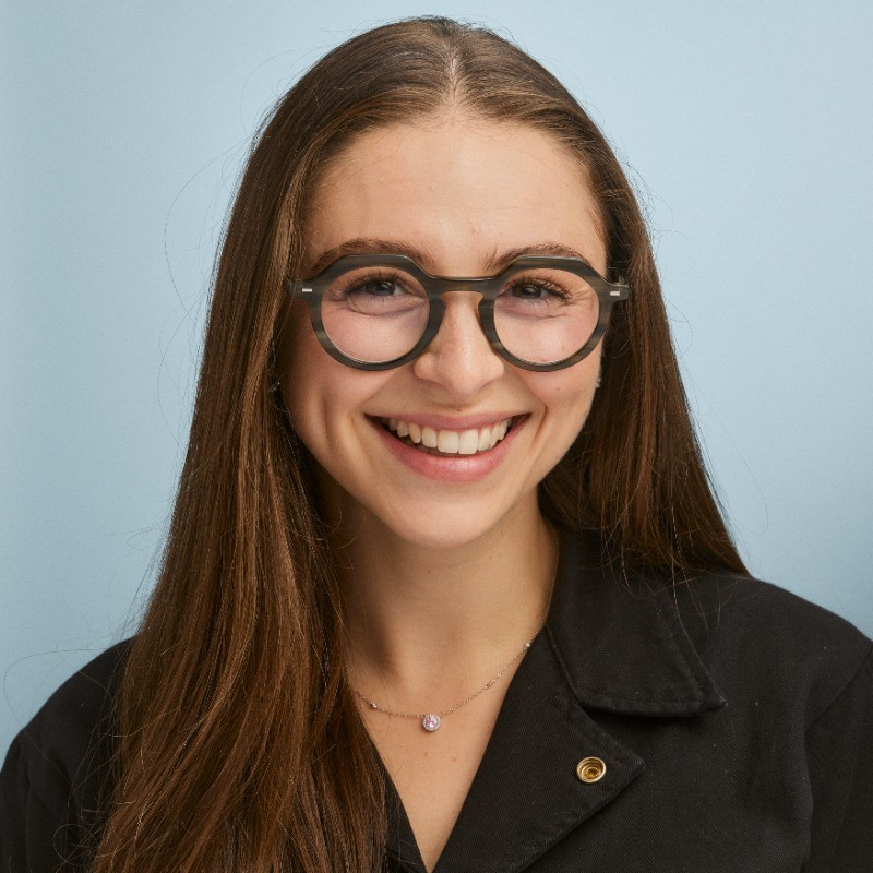 Lauren Paige Goldstein