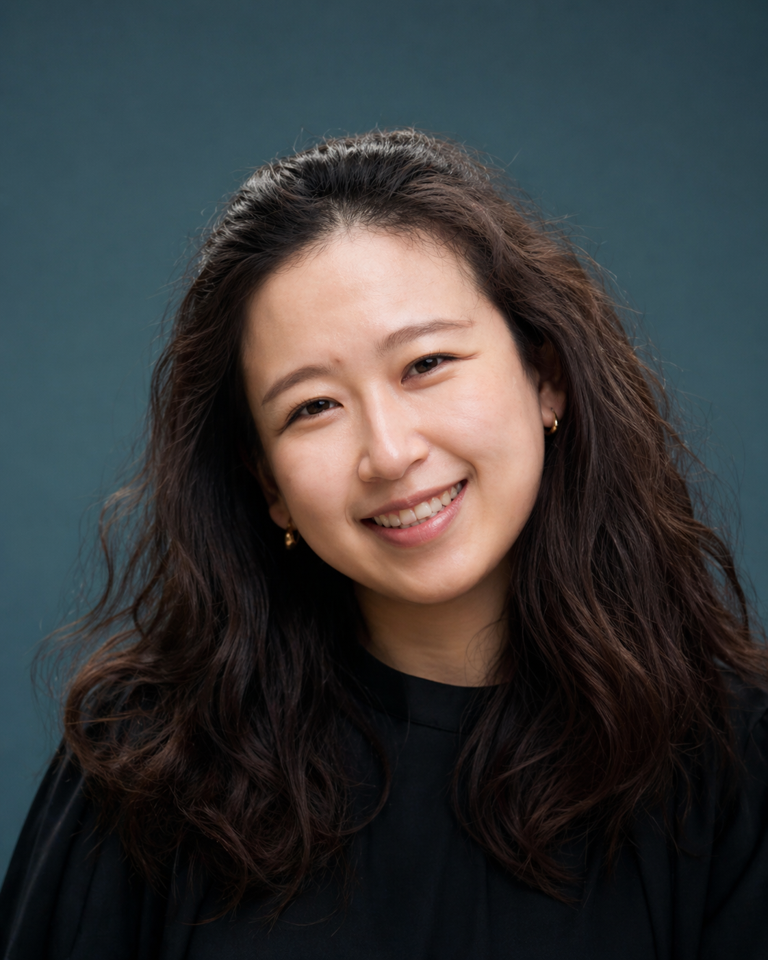 Lingzi Kong