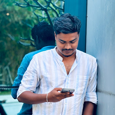 Kaviyarasan K