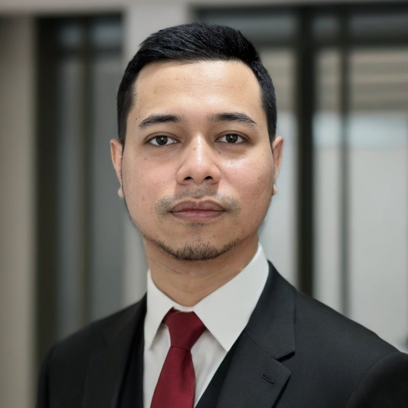 Zukmi Azizi