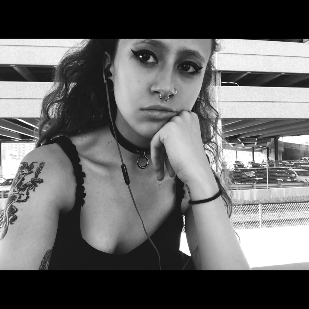 spooky sarah ⓥ🕷