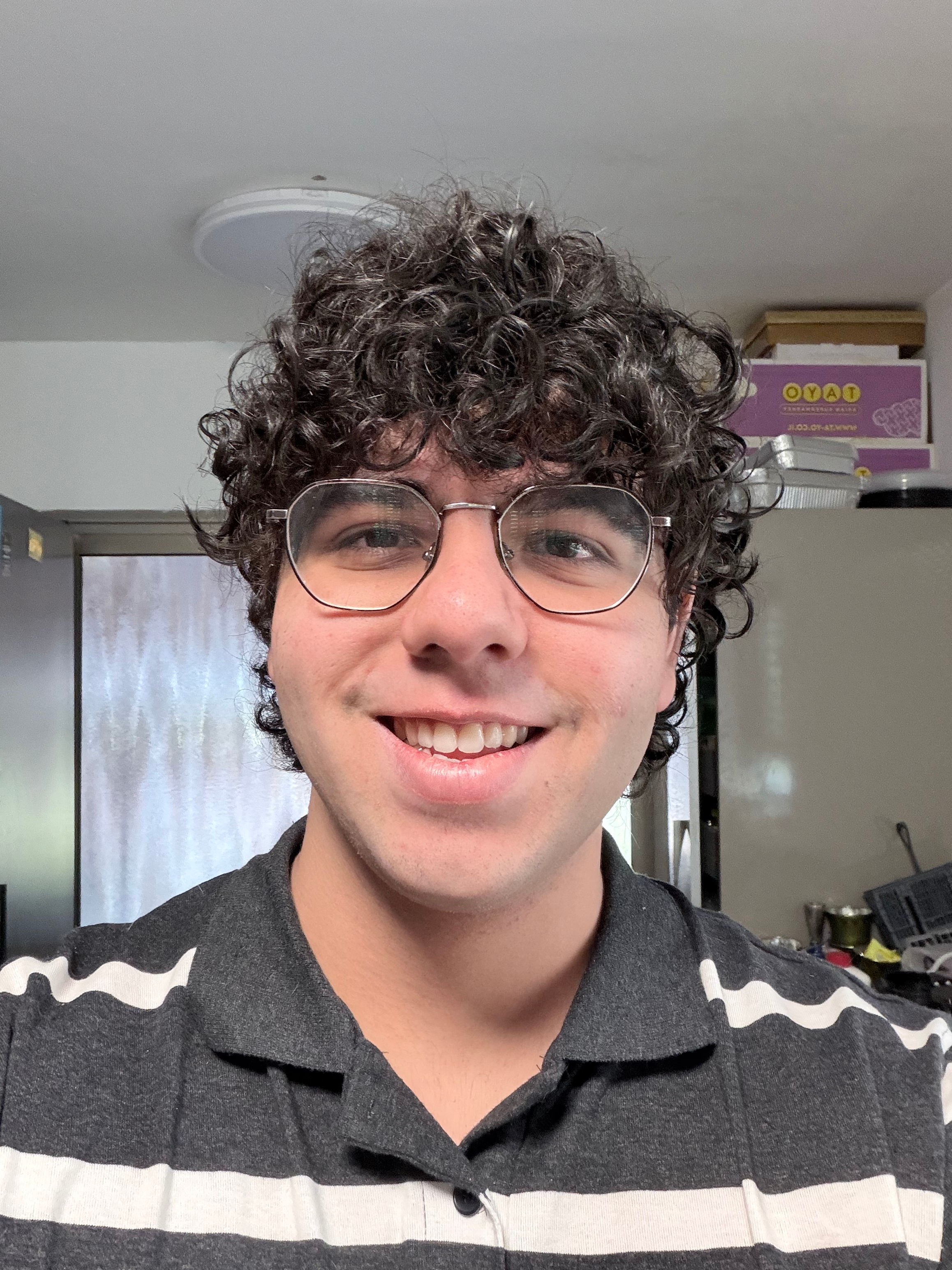Daniel Tzriker