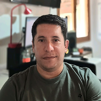 Adrian Miangolarra