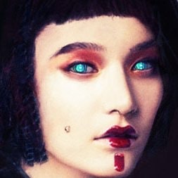 Sara ٩( ᐛ )و Avery