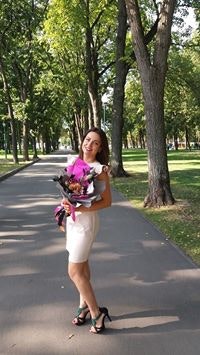 Аня Карелина