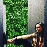 Nicole Van Der Horst