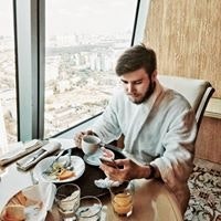 Андрей Крохин