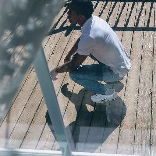 Leo the Writing Curator