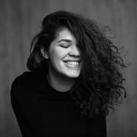 Оля Олефиренко