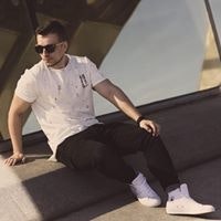 Роман Жуков