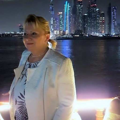 Int. Artist Cornelia