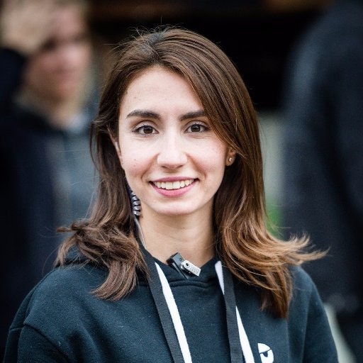 (Estefa)Nía Escobar