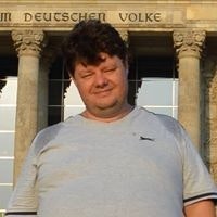 Юрий Олейник