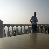 Юра Комаров