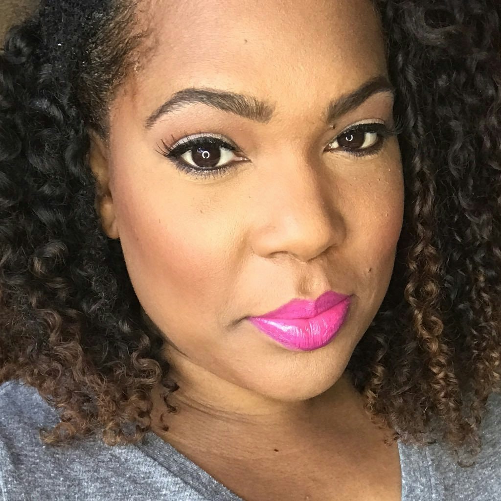 Socially Nina Thomas