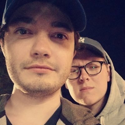 ᴏʟɪᴠɪᴇʀ ʜᴍɴ