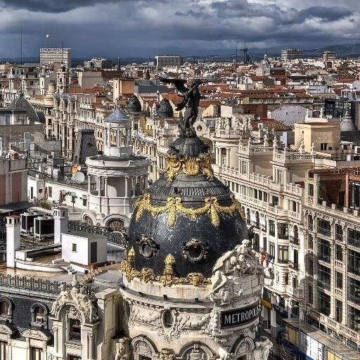 Victor Fernández ن