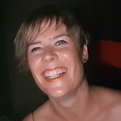 Tania v Wyk de Vries