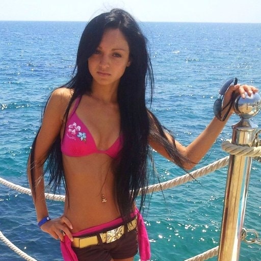 Катя Калашникова