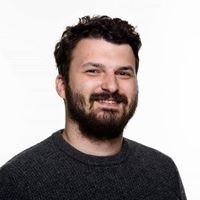 Саша Комаров