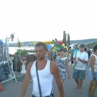 Денис Наливайко