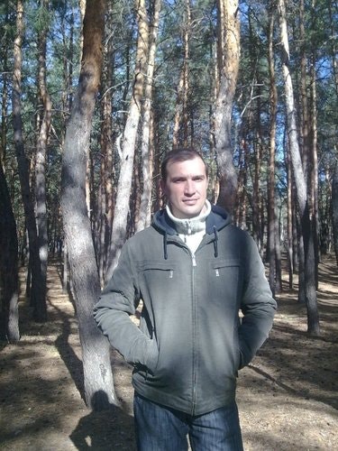 Алексей Тихонов