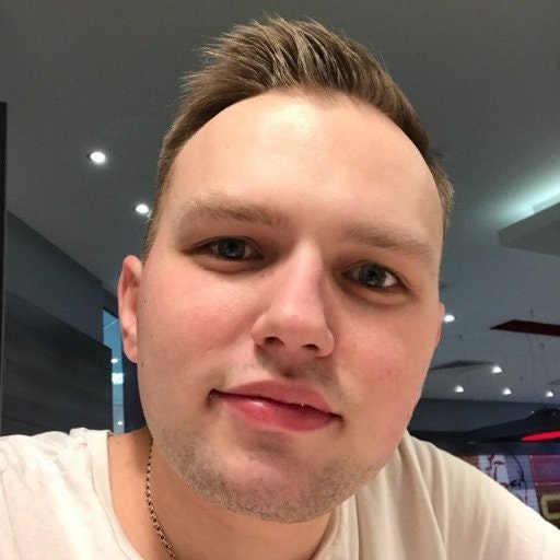 Коля Антонов