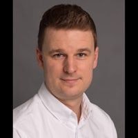 Олег Назаренко