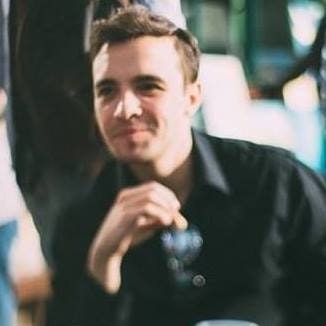 Владислав Карелин