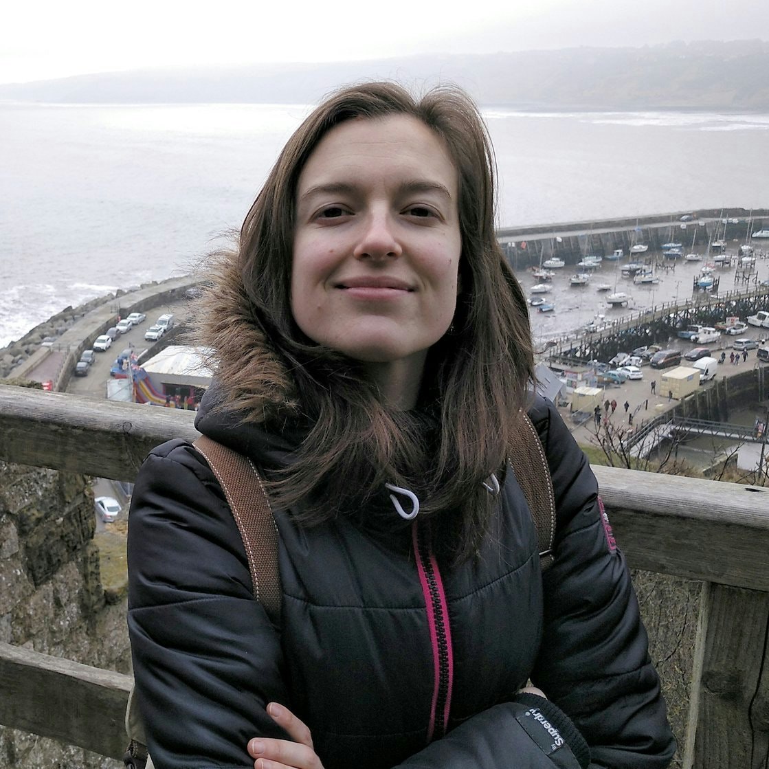 Dr Raquel Liceras-Garrido