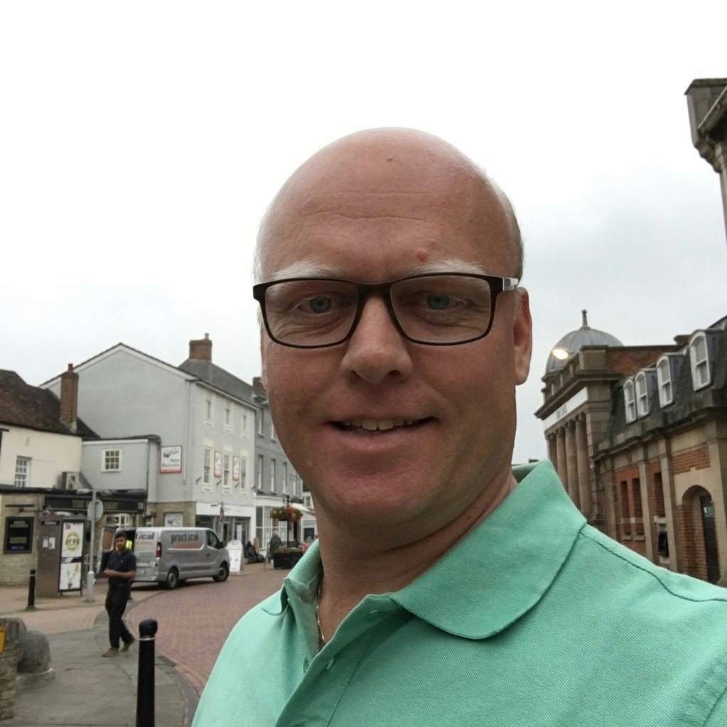 MichaelBoevink 布 纷 奇