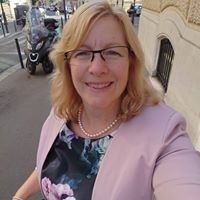 Christine Stebbins Dahl