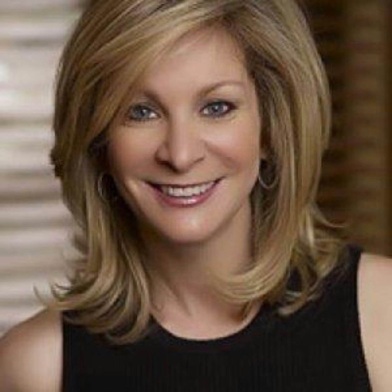 Dr. Debra Wattenberg