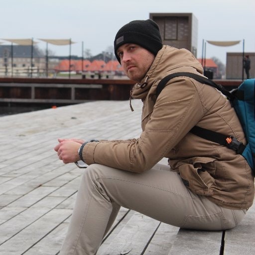 Максим Комар