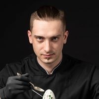 Владимир Петров