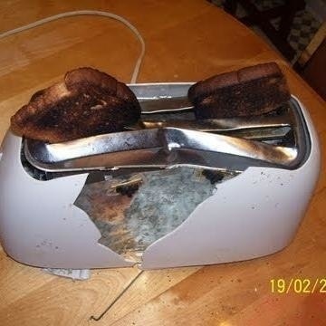 iBreakToasters©