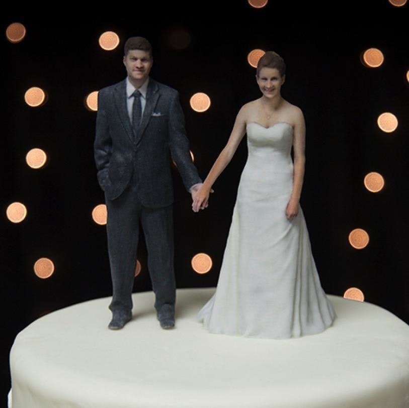 TheWeddingCakeTopper