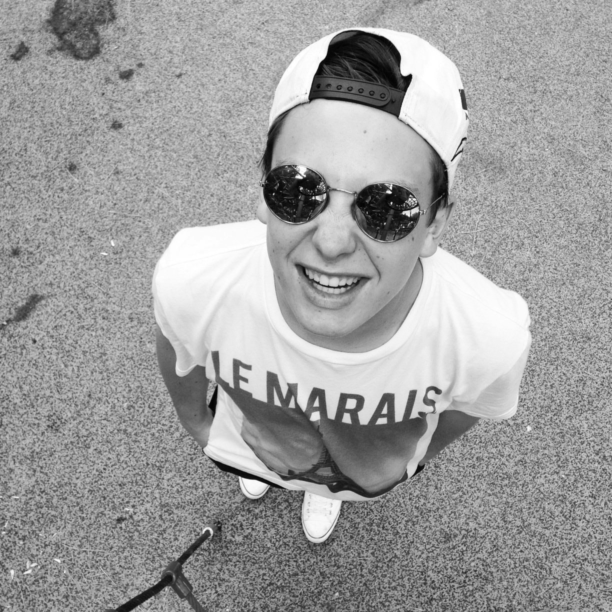 Daniel ɹәssɐʍploƃ