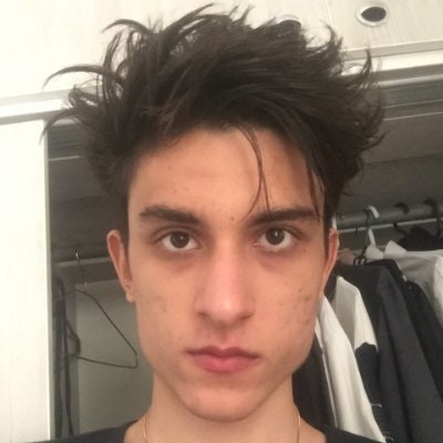 احسان اسکندری