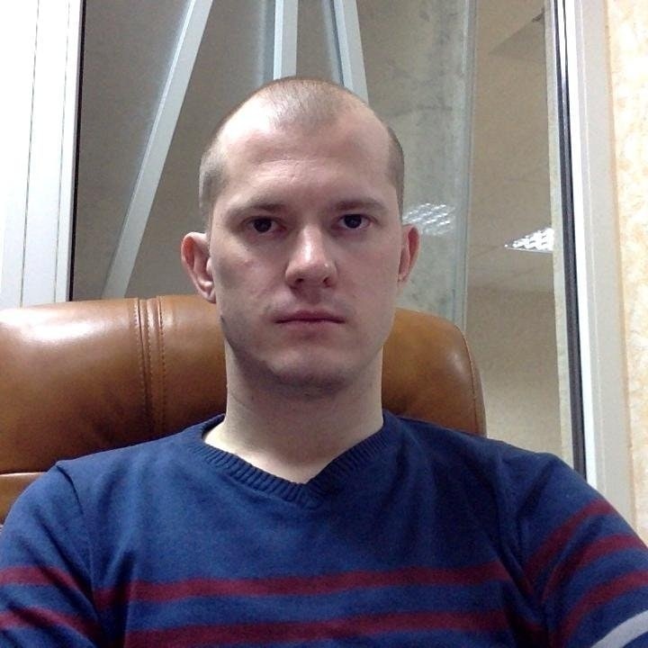 Александр Захаров