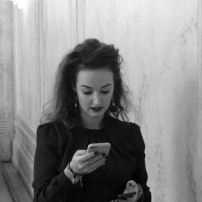 Lara Cossu ⭐️⭐️