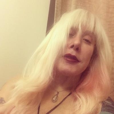 Elle Pereles Borella