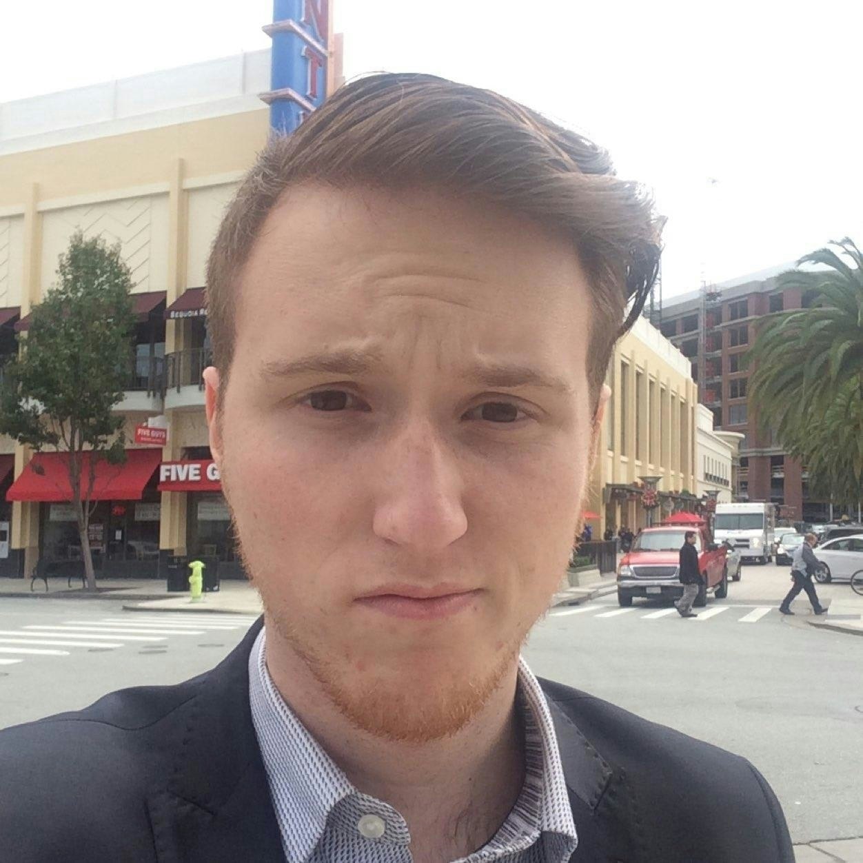 【＝◈︿◈＝】