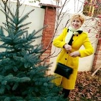 Лариса Перова