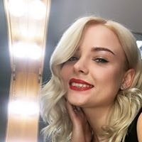 Юлия Долгополова